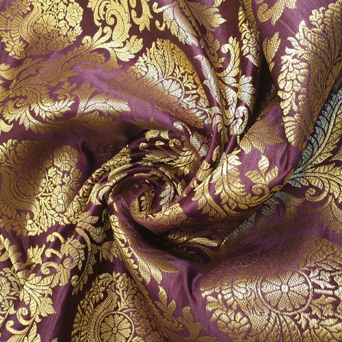 Floral gold leaf damask - gold,