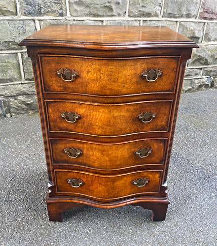 Quality antique burr walnut - quality,