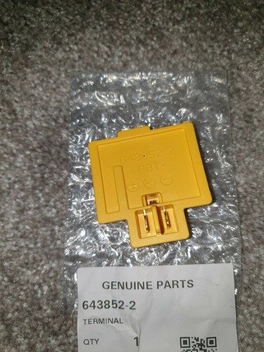 Makita terminal