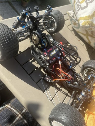 Team associated rc10 4wd - 1:8,