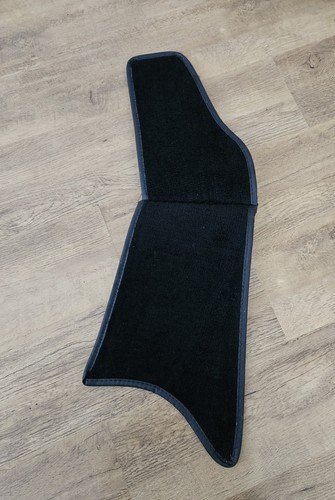 Mgb tailamp cover wing - cover,