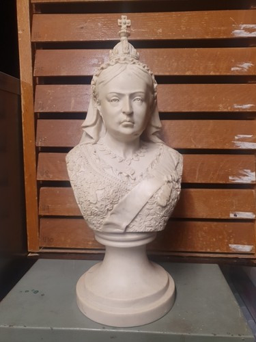 Marble queen victoria bust - marble,