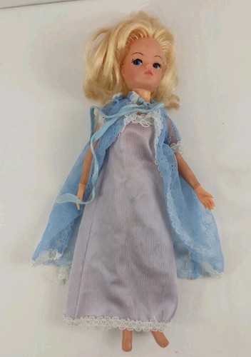 Vintage sindy doll blonde blue - vintage,