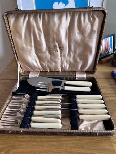 Vintage boxed cutlery sets - vintage,