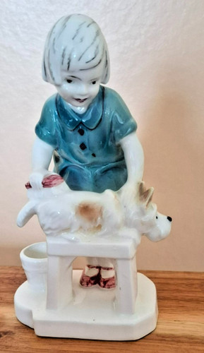 Art deco figurine young - art,