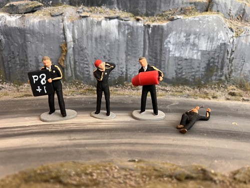 Painted race crew - painted, black