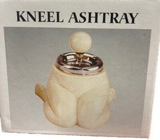 Vintage Retro Ceramic Kneel