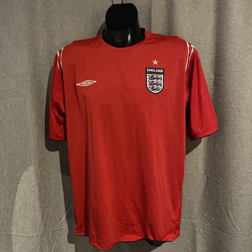 England 2004 away - england, 2004/06