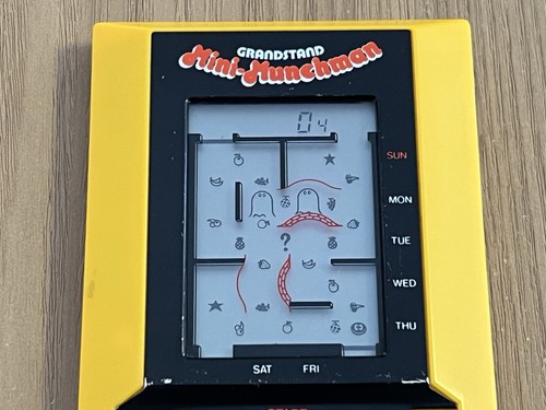 Grandstand mini munchman - grandstand,