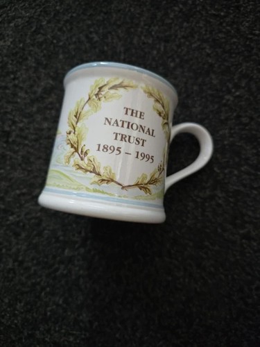 National trust 1895 1995 - , 100