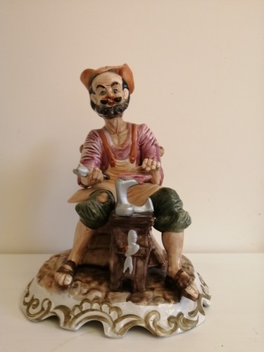 Vintage large capodimonte - vintage,
