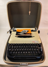 DDR Travel Typewriter