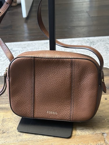 Fossil jenna brown pebbled - fossil,