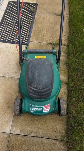 Bosch qualcast 32mm 850w - bosch,