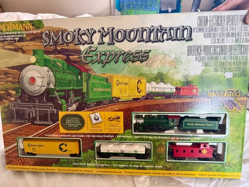 Bachmann electric train set - ho,
