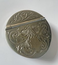 Vintage Pewter Snuff / Pill Box with hinged lid and foliage decoration. 