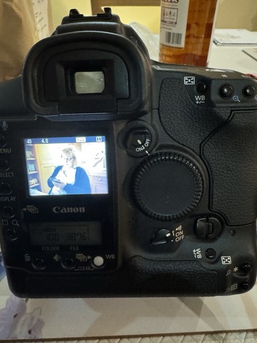 Canon eos 1ds - canon, eos-1ds