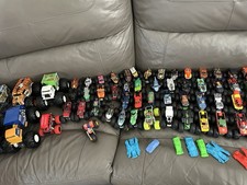 32 x Monster Jam Hot Wheels