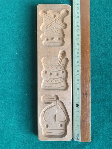 Dutch vintage wooden biscuit - dutch,