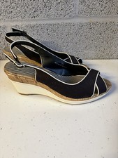 ladies wedge sandals size 7.5
