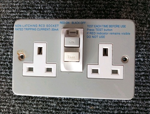 Joblot rcd sockets newlec - joblot,