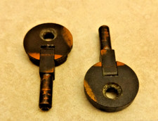 2 Singer Sewing Machine