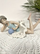 Lladro Nao Figurine -