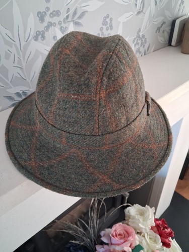 Men green wool window - m&s,