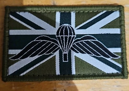Parachute regiment airborne - parachute,