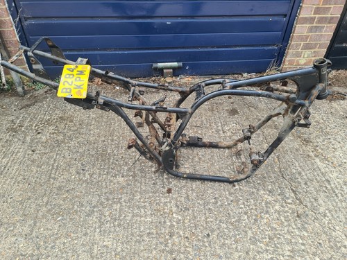 Kawasaki gpz750 zx750a frame - kawasaki,