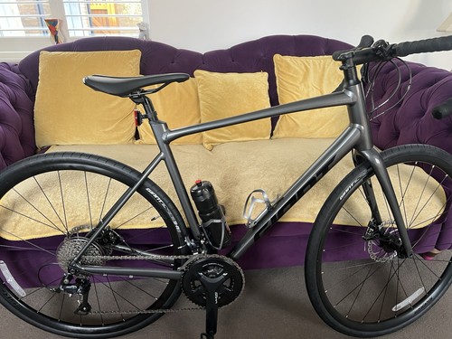Giant contend road bike - road,