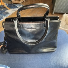 Gianni Conti Black Italian Leather Hand/Shoulder Bag. 3 Compartment. Excellent