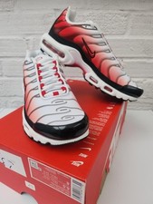 Nike Air Max Plus TNs Trainers