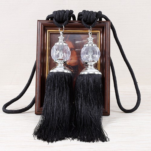 Pair curtain holdbacks - 1,