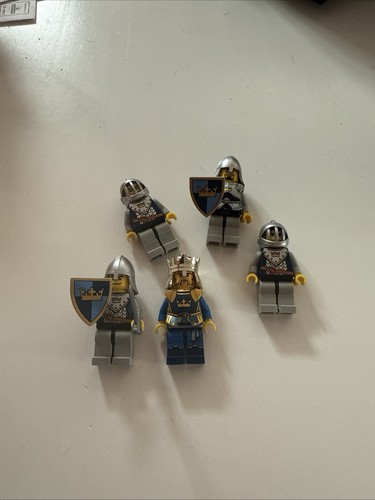 Lego castle 2008 minifigures - castle,