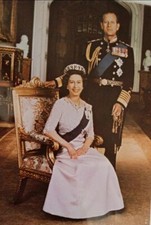 THE ROYAL FAMILY TREE PHOTO