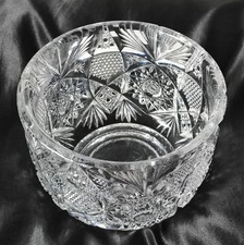 Heavy Cut Glass Lead Crystal Medium/Small Bowl. Decorative Fruit/Trifle Bowl