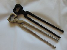 FARRIERS HOOF TOOLS HORSE SHOE