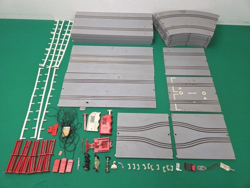 Vintage airfix slot car - 1:32,
