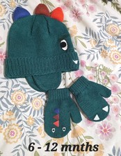 Wintet Hat With Mittens