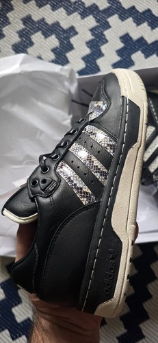 Adidas united arrows sons - adidas,