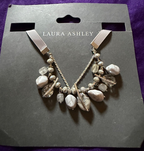 Laura ashley beige - laura,