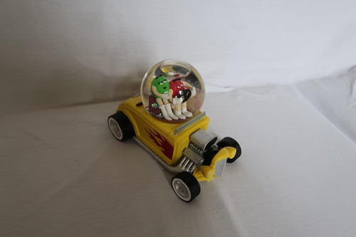 Yellow hot rod snow - hot,