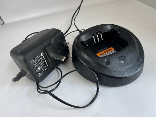 Motorola radio charger - radio,