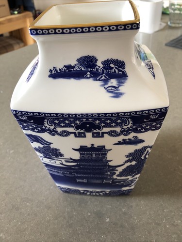Ringtons tea willow story - ringtons,
