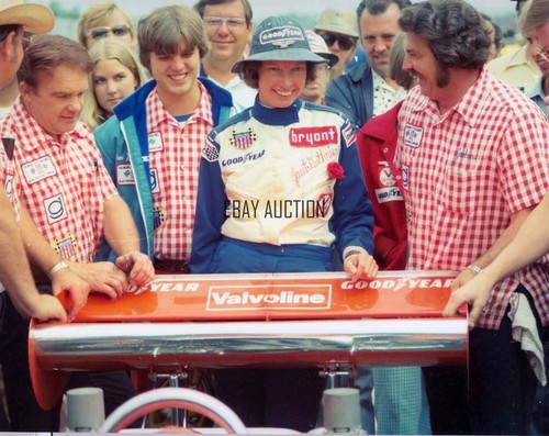 Janet guthrie 1976 indy - janet, racer