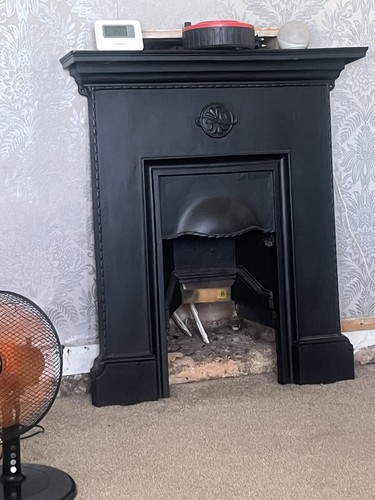 Black metal fireplace - black,