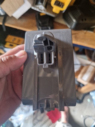 Dyson battery - dyson,