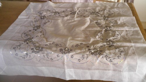 Vintage embroidered tablecloth - embroidered,