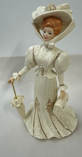 Lenox grand voyage figurine - grand,